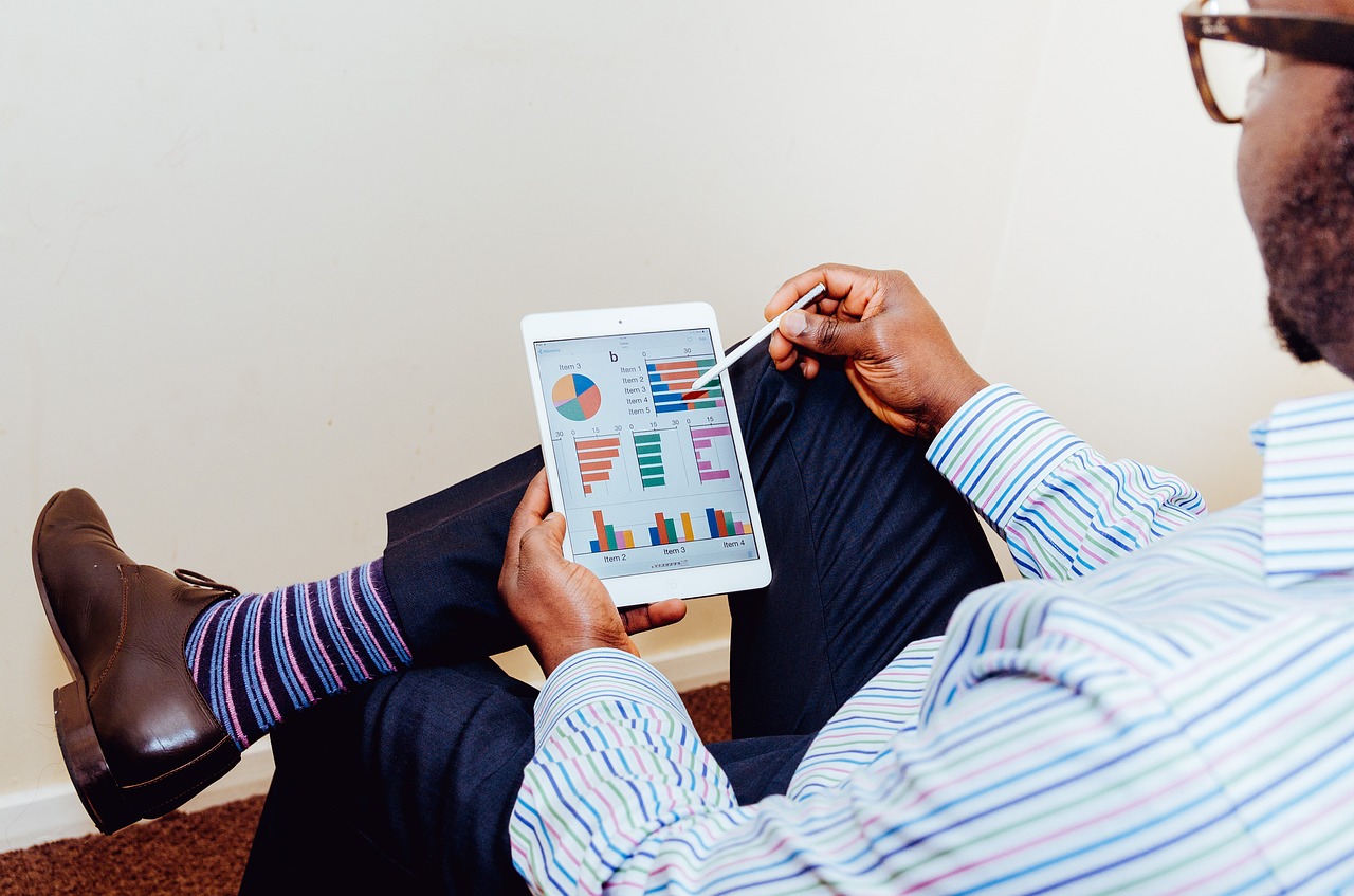 Quels sont les attributions d'un agent de banque ?